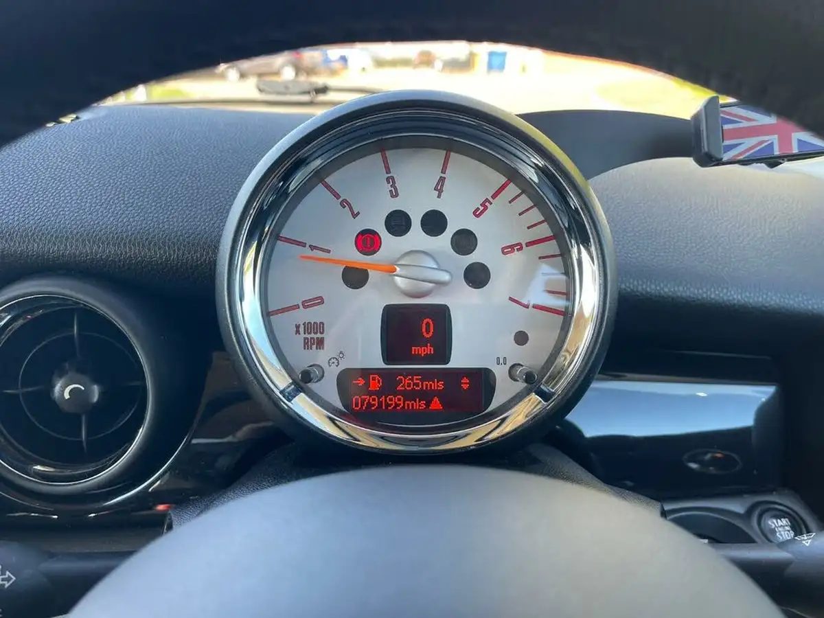 2013-mini-cooper-20td-cooper-sd-bayswater-big-13