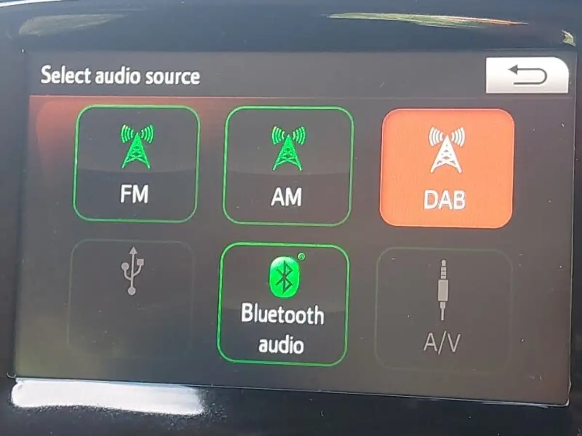 2021-toyota-aygo-10-vvt-i-x-play-tss-big-9