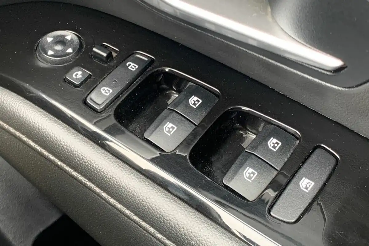 2023-hyundai-tucson-16-t-gdi-ultimate-150ps-big-17