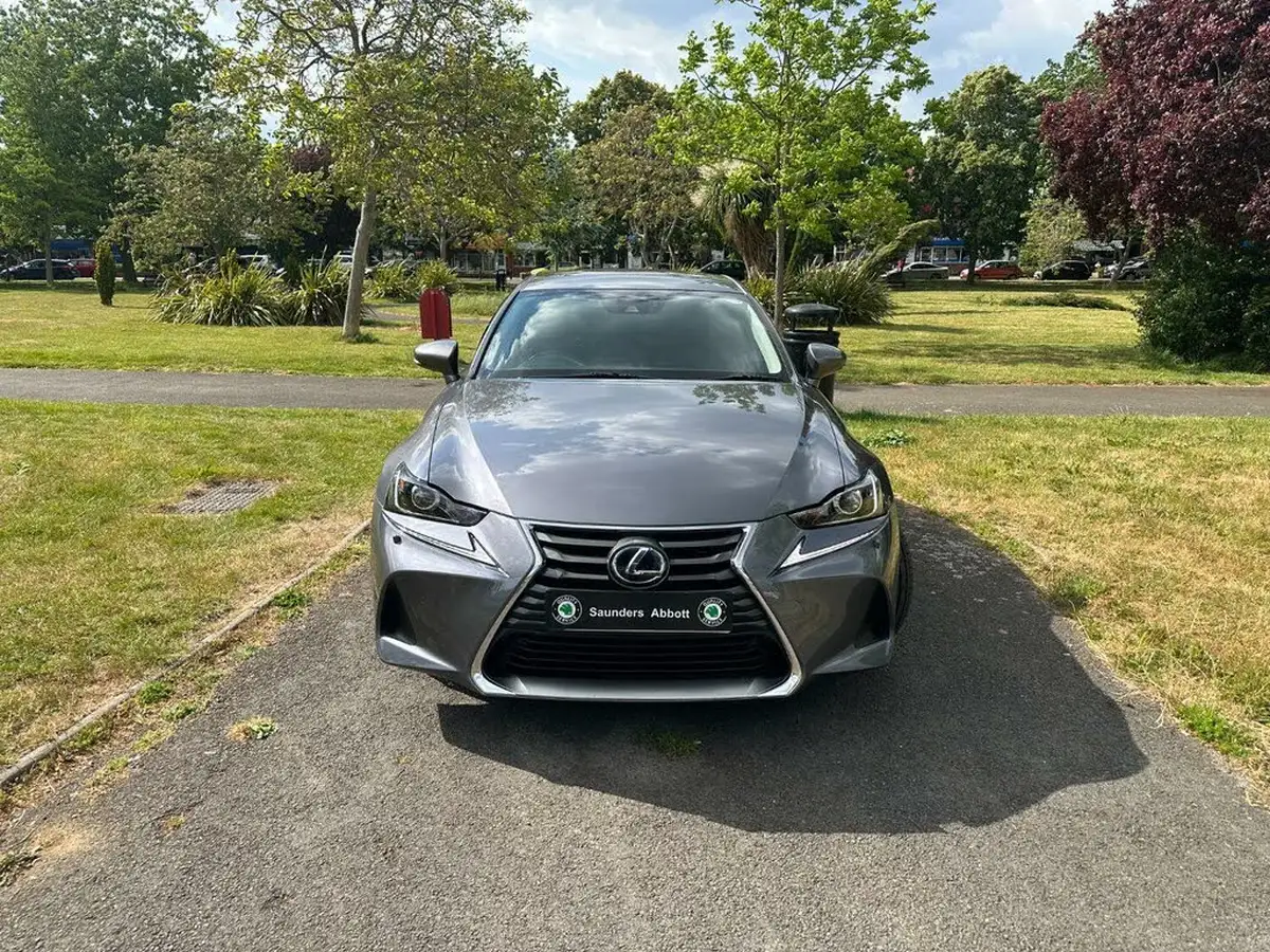 2018-lexus-is-300h-25-executive-edition-lexus-navigation-big-1