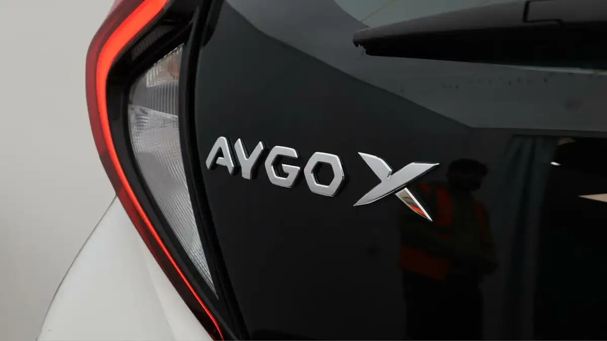 2023-toyota-aygo-x-10-vvt-i-pure-cvt-big-20