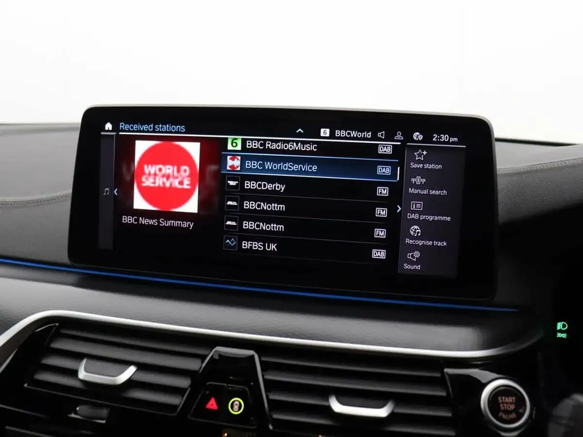 2022-bmw-5-series-20-530e-m-sport-touring-5d-big-35