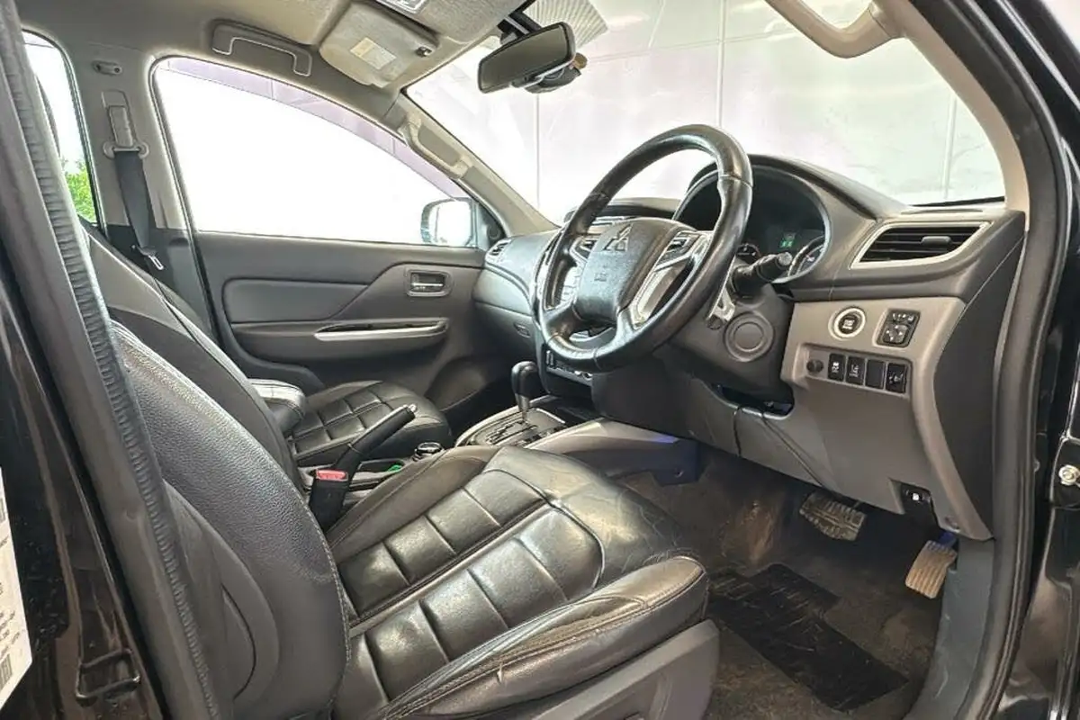 2017-mitsubishi-l200-24di-d-barbarian-svp-auto-big-26