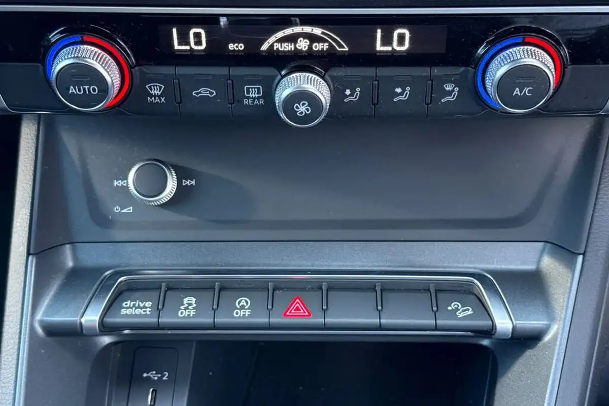 2021-audi-q3-15-35-tfsi-s-line-cod-station-wagon-big-21