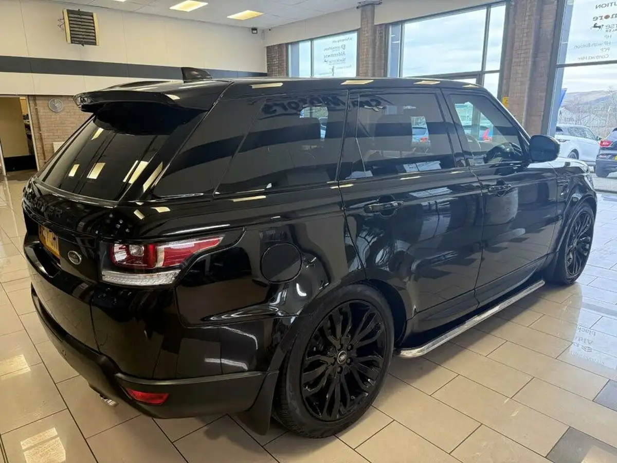 2017-land-rover-range-rover-sport-30-sd-v6-hse-306ps-big-5