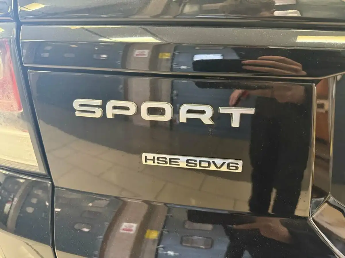 2017-land-rover-range-rover-sport-30-sd-v6-hse-306ps-big-29