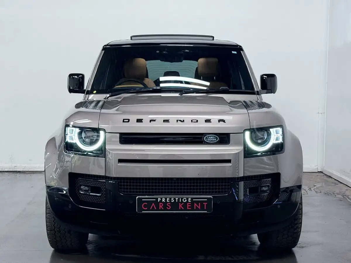 2022-land-rover-110-defender-50-p525-v8-big-5