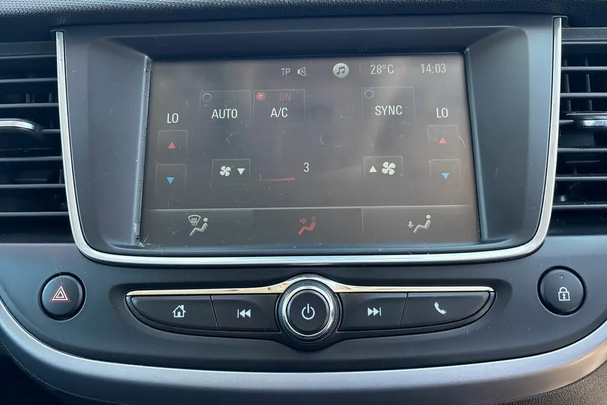 2019-vauxhall-crossland-x-12i-se-big-18