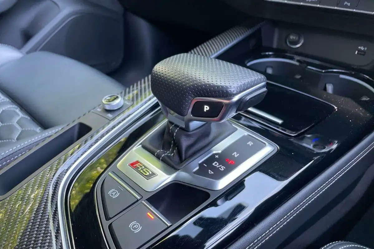 2022-audi-rs4-avant-29-tfsi-carbon-black-big-41