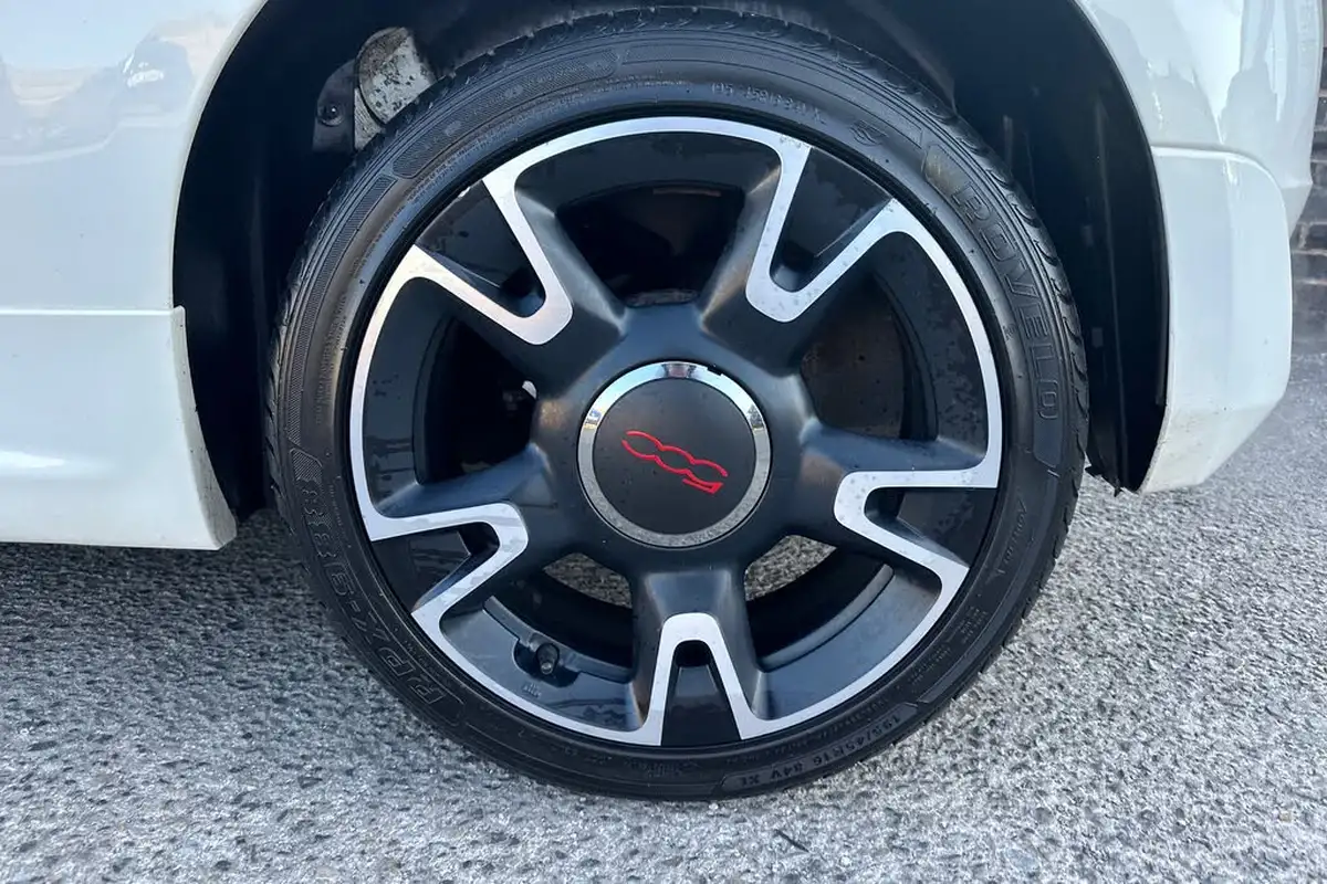 2017-fiat-500-12-s-big-37