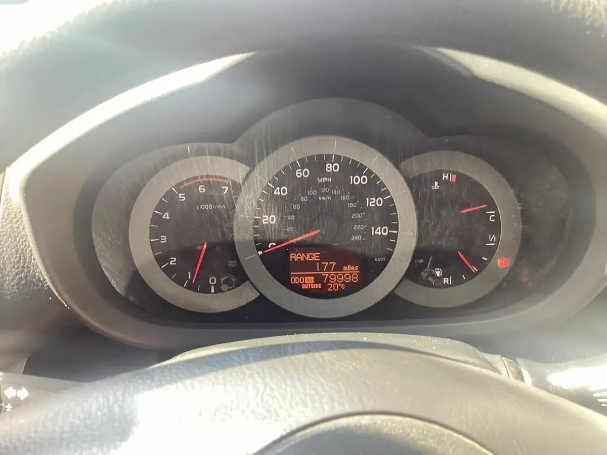 2007-toyota-rav4-22td-xt3-big-11