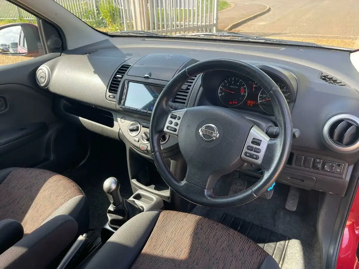 2009-nissan-note-15td-n-tec-big-1