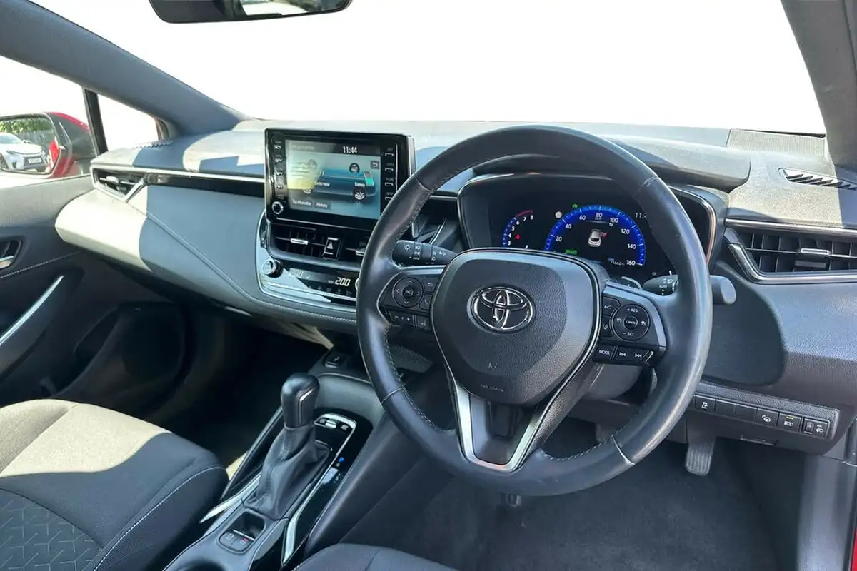2020-toyota-corolla-20-vvt-i-design-spare-wheel-hatchback-big-9