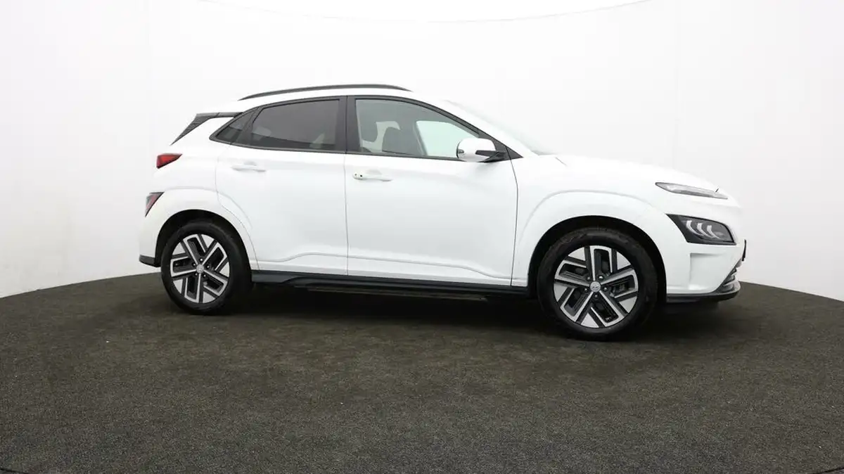2022-hyundai-kona-e-premium-204ps-64kwh-7kw-obc-big-41