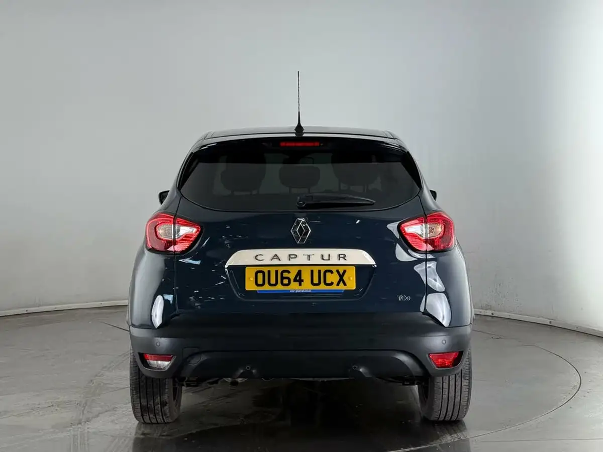2014-renault-captur-12-dynamique-big-8