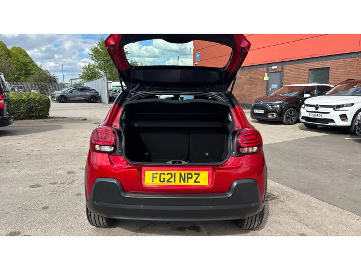2021-citroen-c3-12-puretech-shine-83ps-big-3