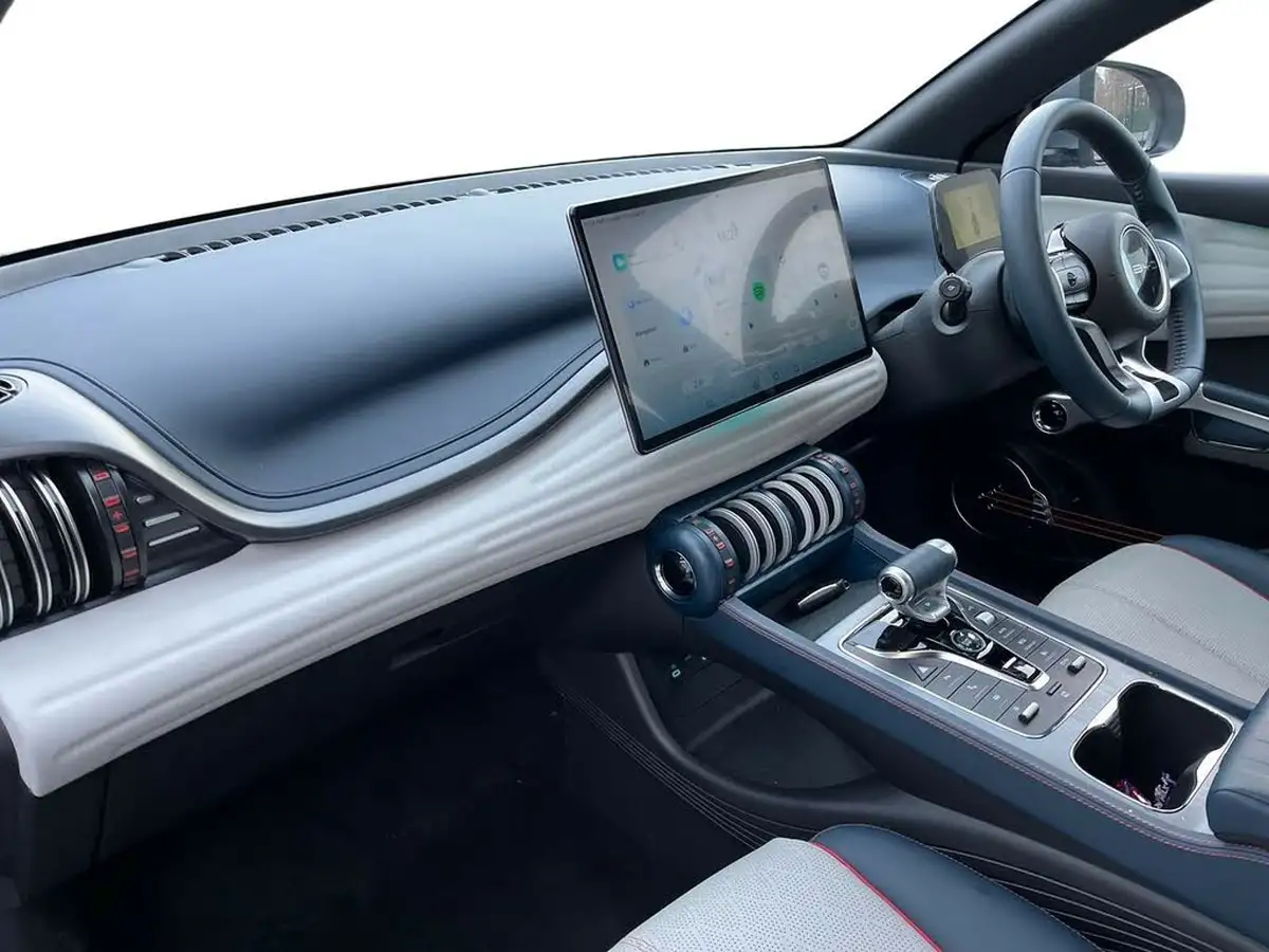 2024-byd-atto-3-e-design-big-6