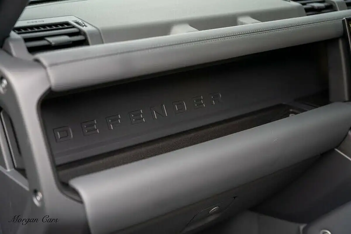 2023-land-rover-110-defender-30-d250-x-dynamic-hse-big-43