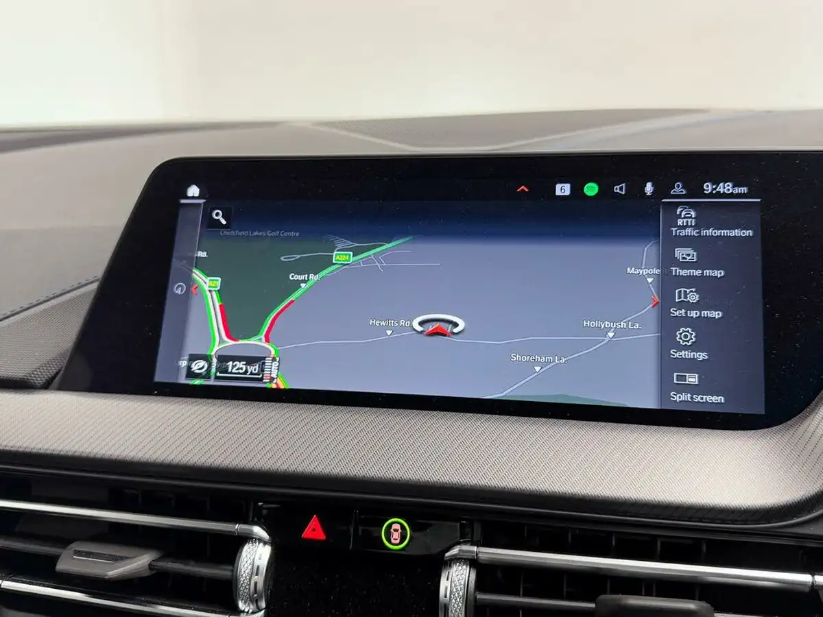 2024-bmw-1-series-20-m135i-xdrive-big-45