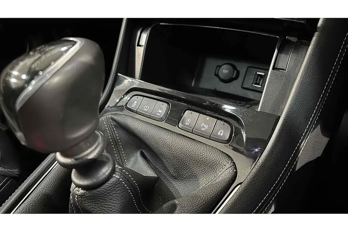 2019-vauxhall-grandland-x-12-elite-nav-ss-big-51