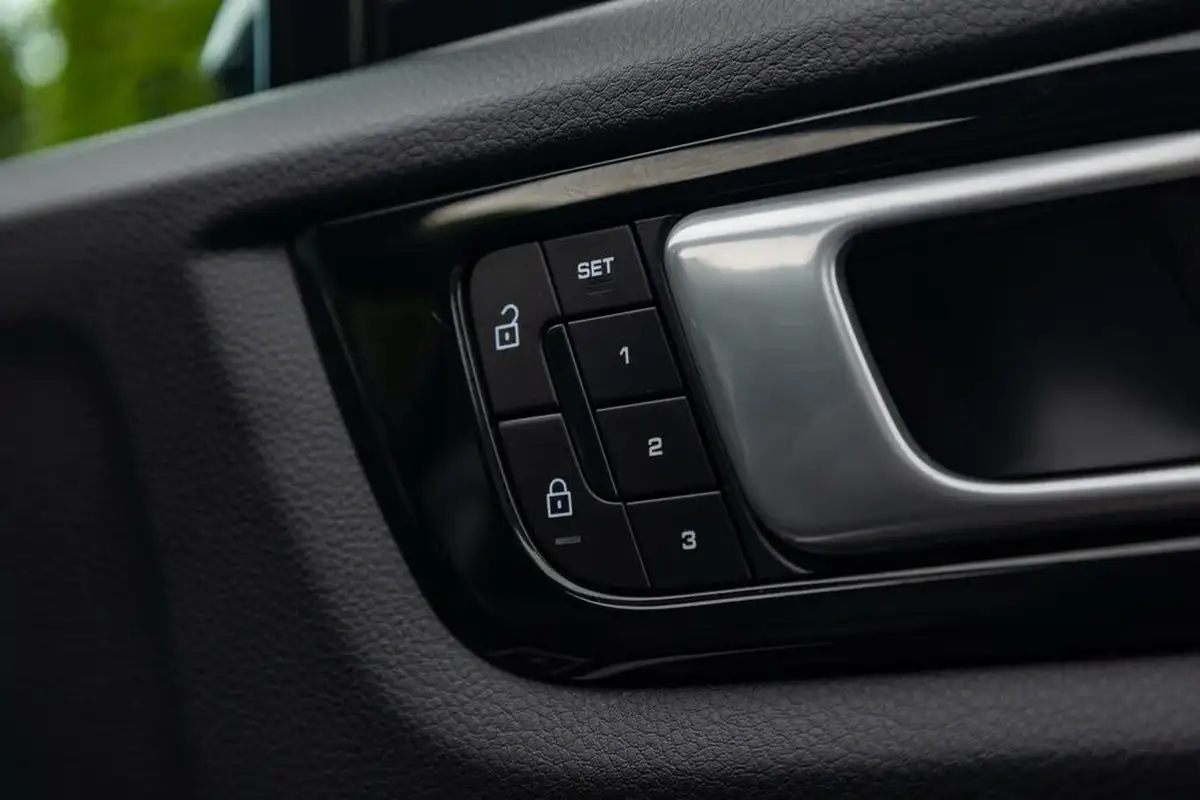 2022-porsche-cayenne-30-v6-e-hybrid-platinum-edition-462ps-station-wagon-big-20