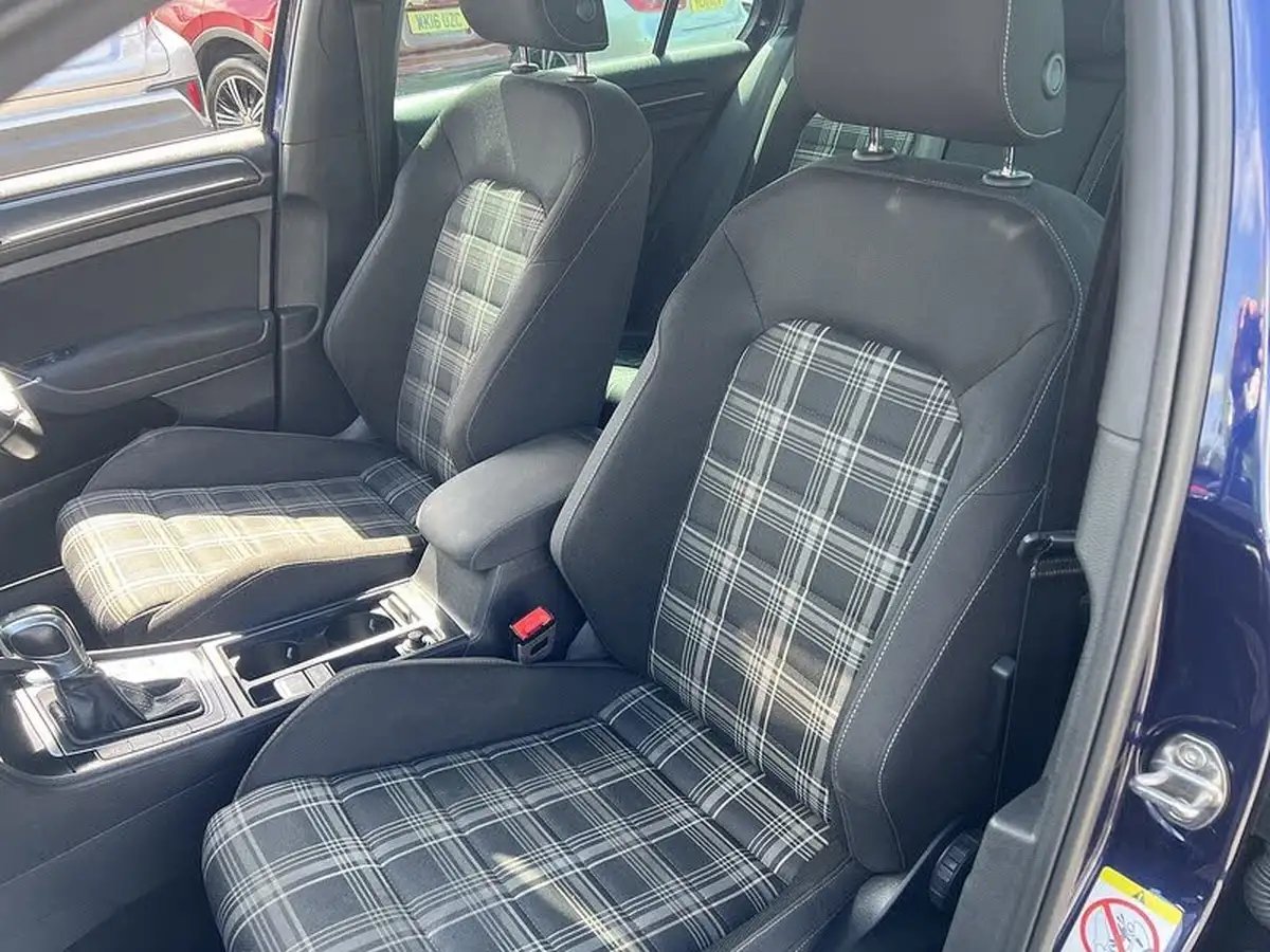 2018-volkswagen-golf-20tdi-gtd-hatchback-5d-dsg-big-36