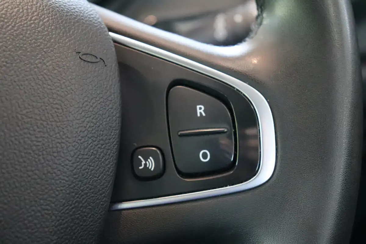 2017-renault-captur-15dci-dynamique-nav-90bhp-edc-auto-big-65