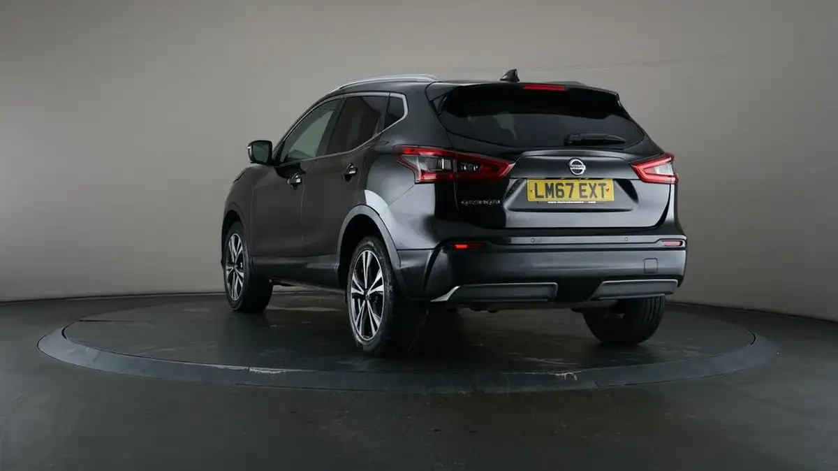 2017-nissan-qashqai-12-dig-t-n-connecta-big-60