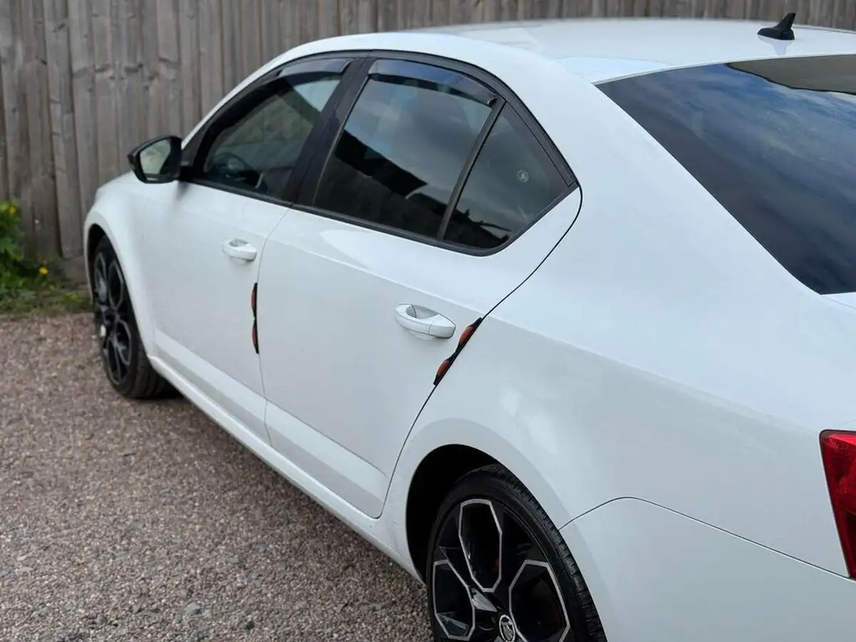 2016-skoda-octavia-20-tsi-vrs-230-hatchback-dsg-big-5