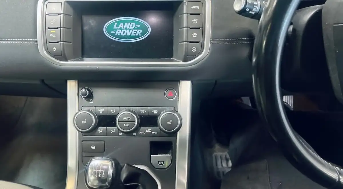 2017-land-rover-range-rover-evoque-20ed4-se-tech-hatchback-5d-big-3