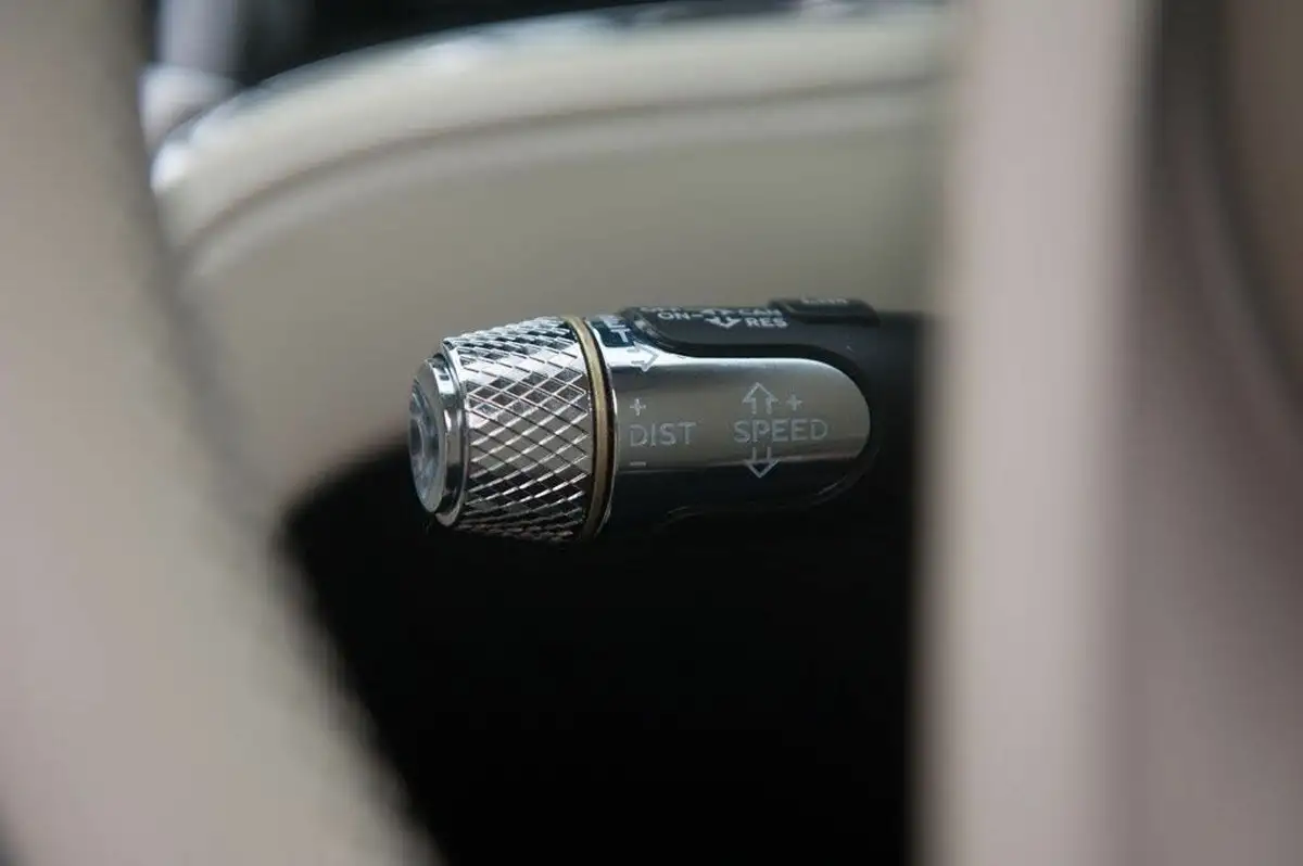 2023-bentley-continental-40-gt-v8-coupe-big-24