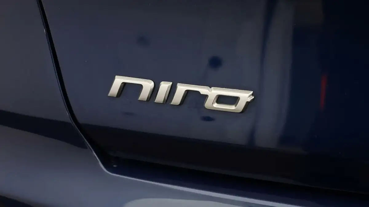 2020-kia-niro-16-gdi-2-big-19