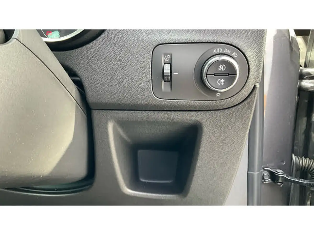 2022-vauxhall-crossland-12-ultimate-110ps-big-27