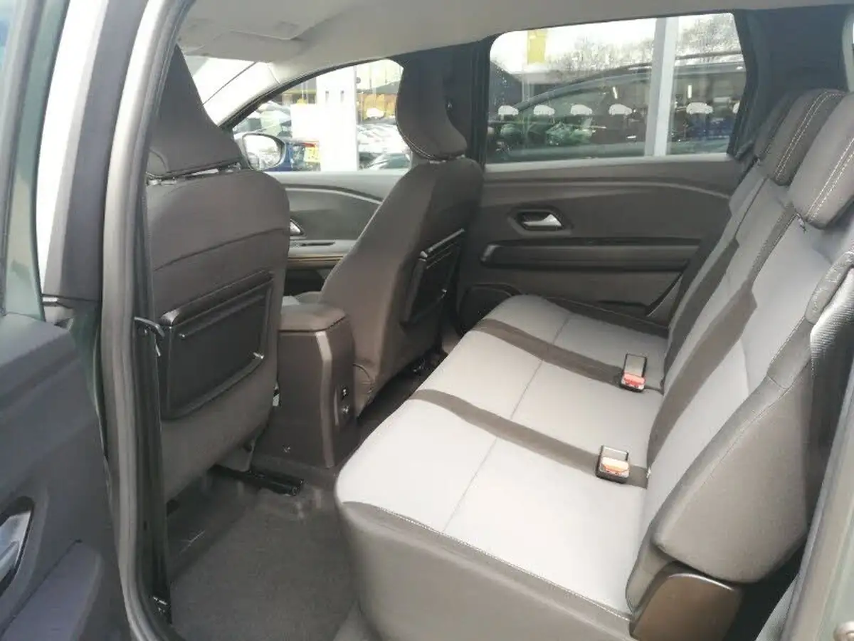2024-dacia-jogger-10-tce-extreme-big-5