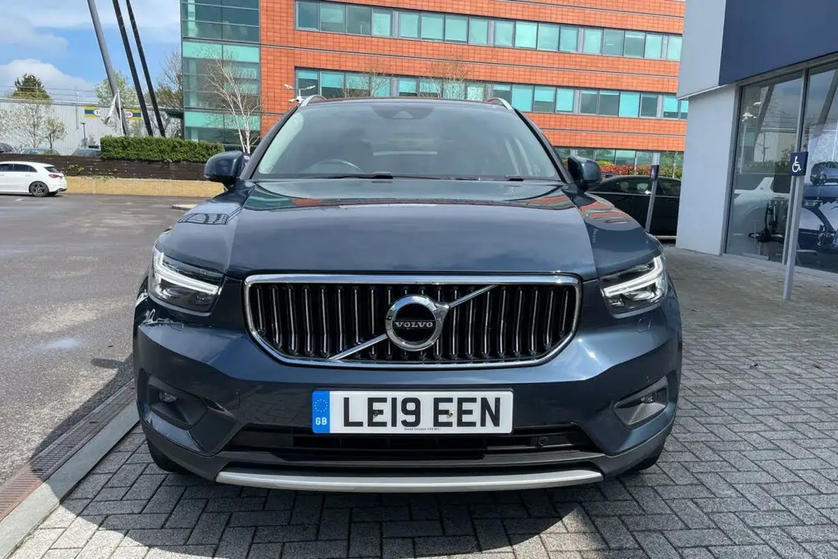 2019-volvo-xc40-15-t3-inscription-pro-163bhp-geartronic-big-11