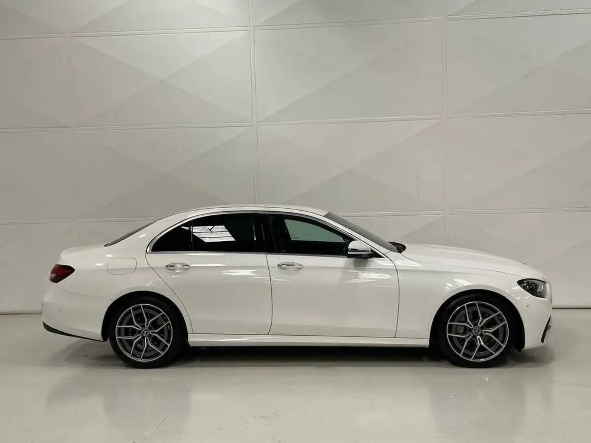 2021-mercedes-benz-e-class-20d-e220d-amg-line-premium-saloon-4d-big-52