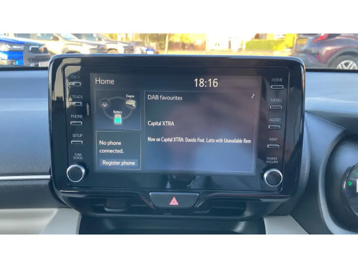 2021-toyota-yaris-15-vvt-i-excel-big-6