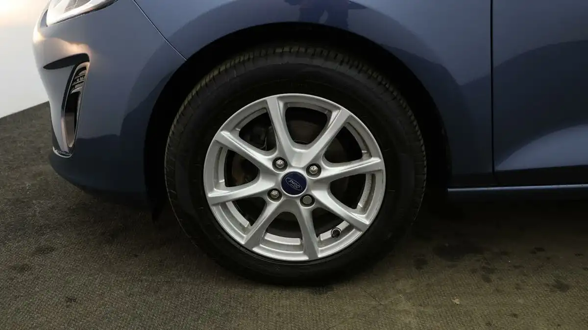 2019-ford-fiesta-10t-zetec-5d-big-17
