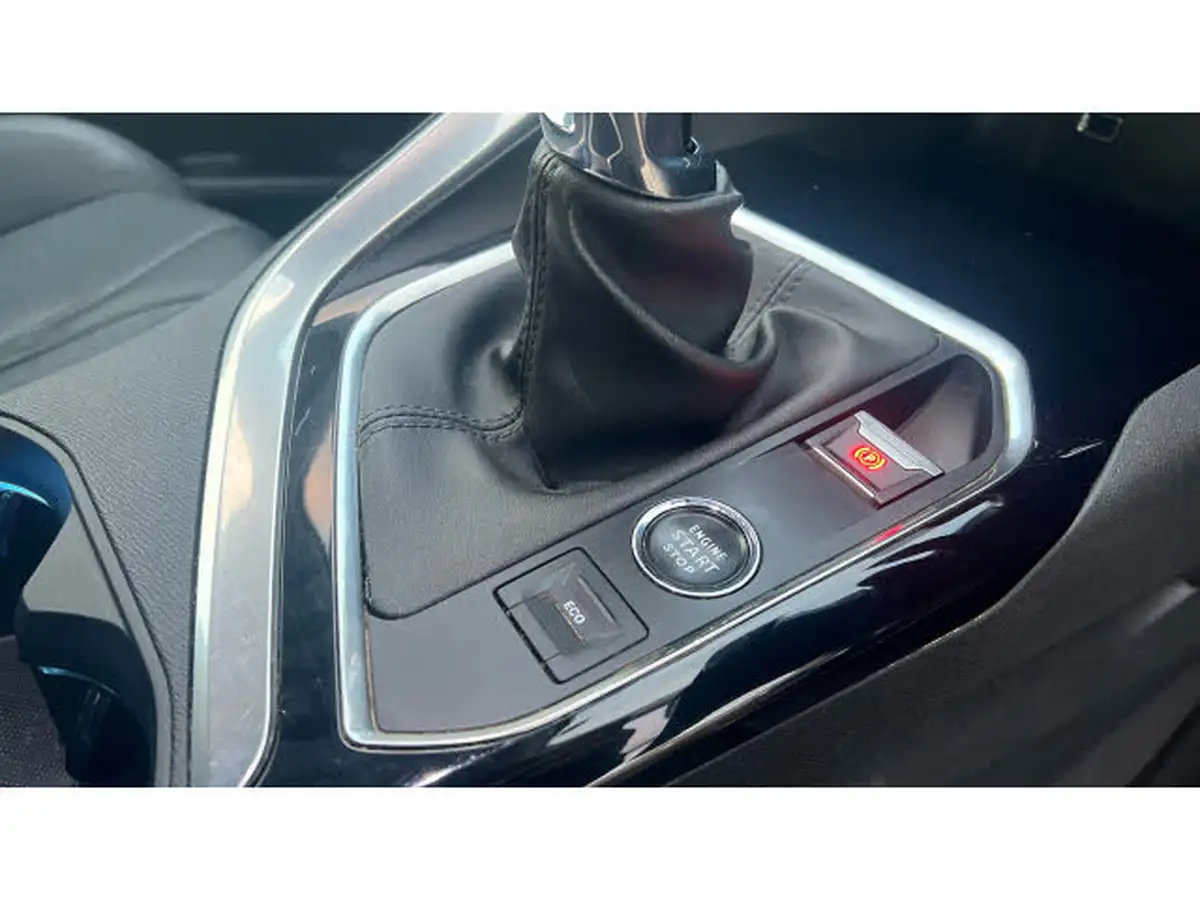 2021-peugeot-3008-suv-15-bluehdi-allure-big-36