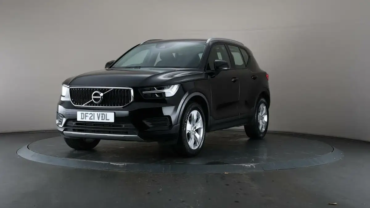 2021-volvo-xc40-15-t3-momentum-161bhp-auto-big-35