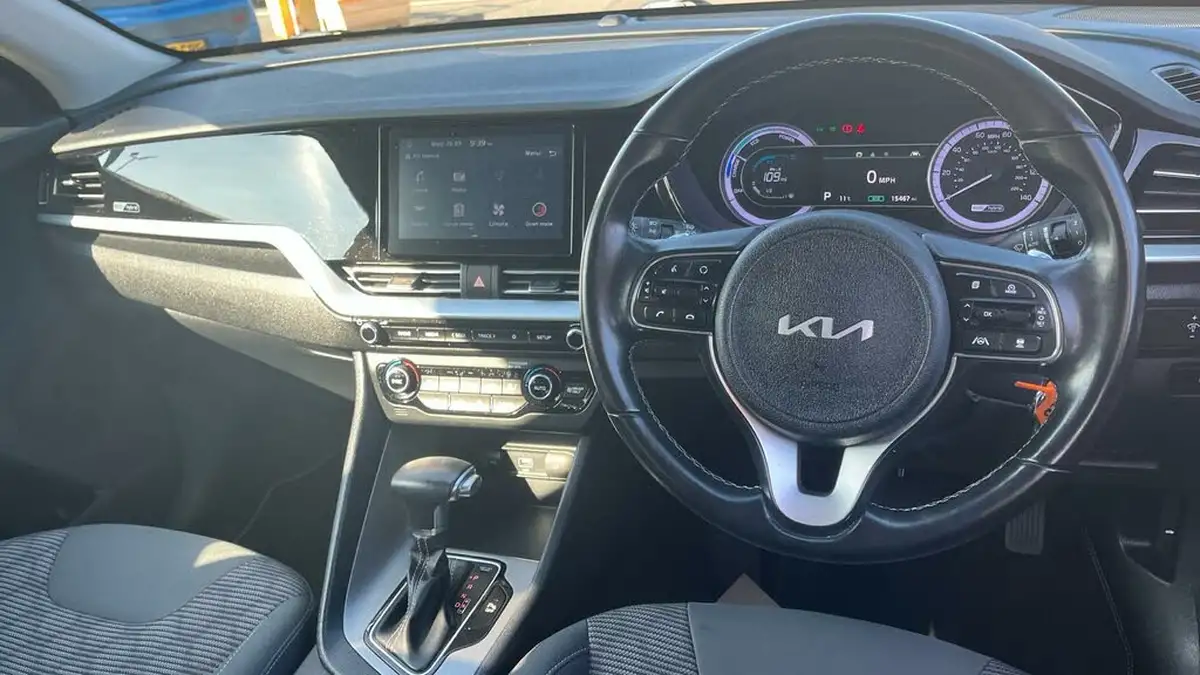 2021-kia-niro-16-gdi-2-big-22