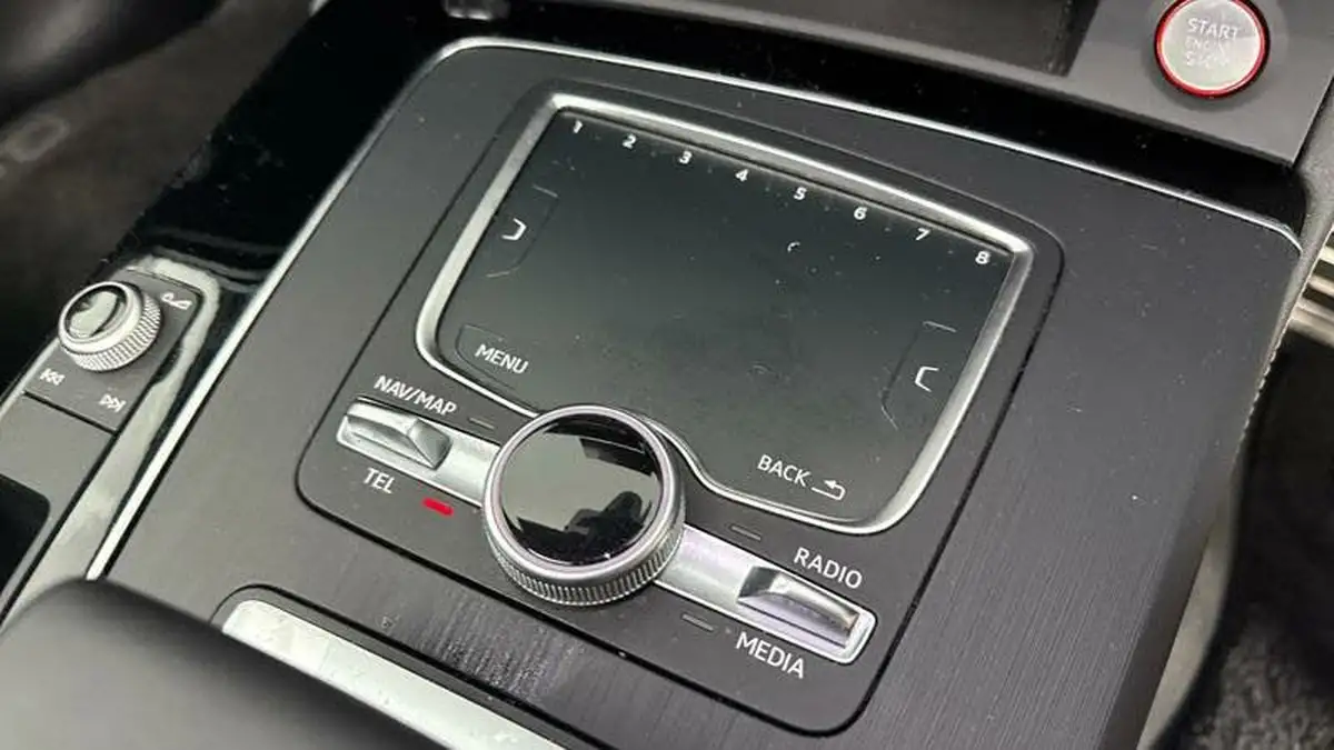 2018-audi-sq5-30-tfsi-quattro-big-12