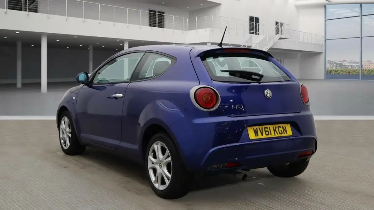 2011-alfa-romeo-mito-14-sprint-tb-multiair-105bhp-big-3