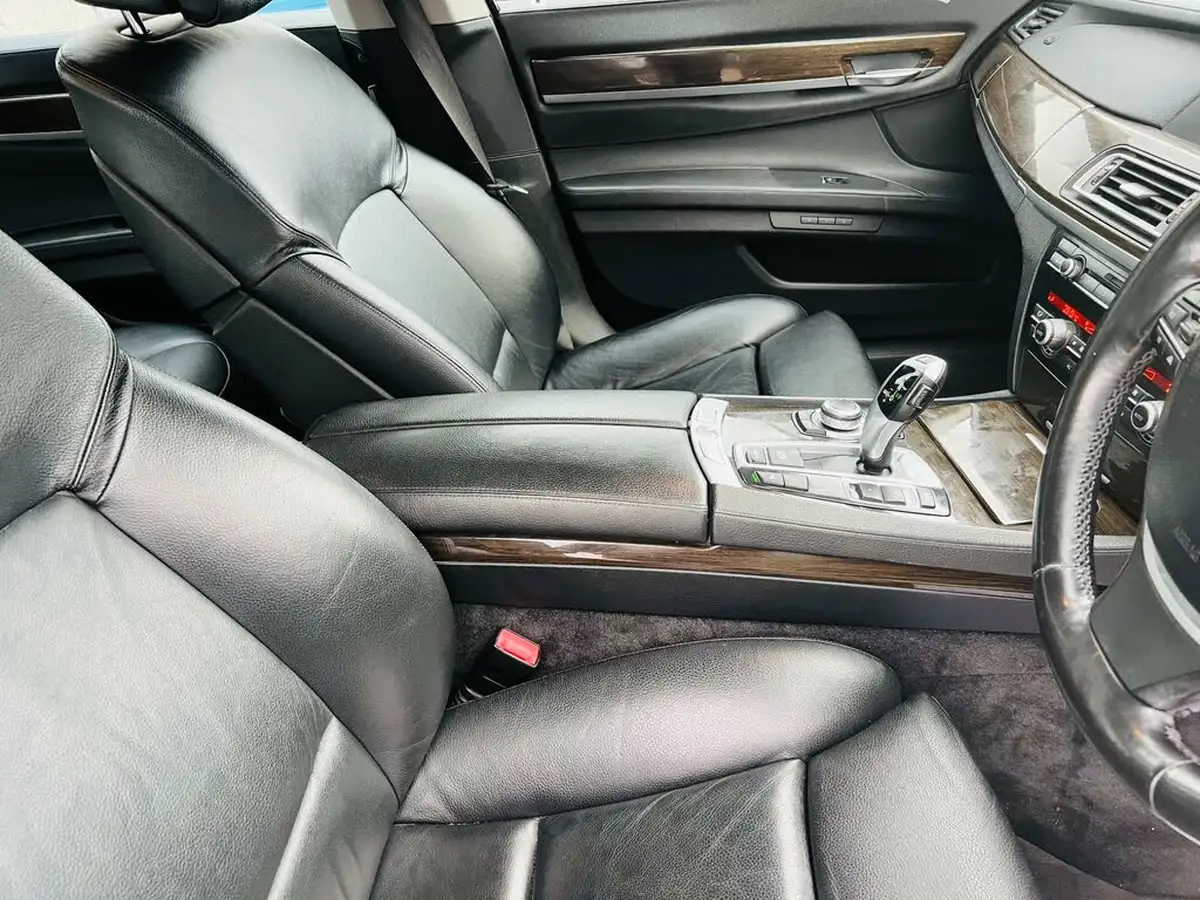 2011-bmw-7-series-30td-730ld-se-big-2