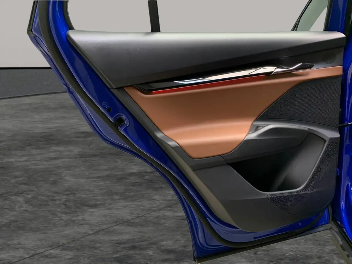 2022-skoda-enyaq-e-60-big-24