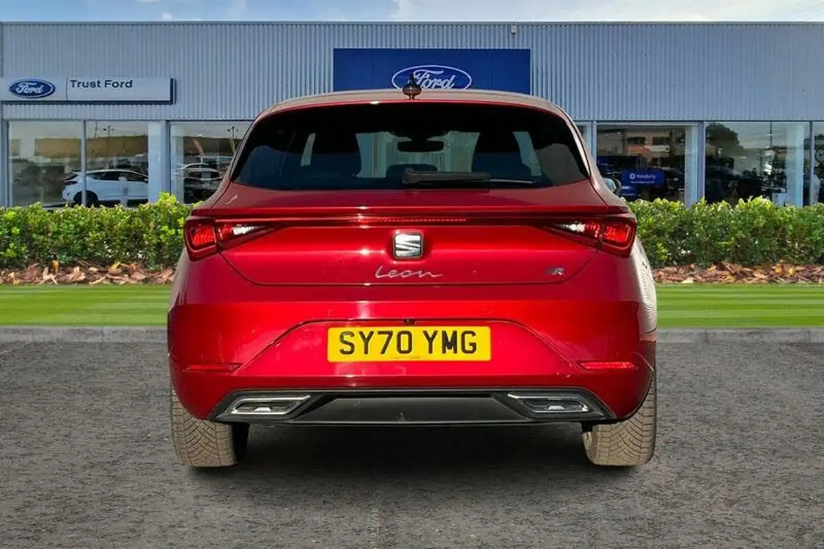 2020-seat-leon-15-etsi-fr-first-edition-hatchback-big-6