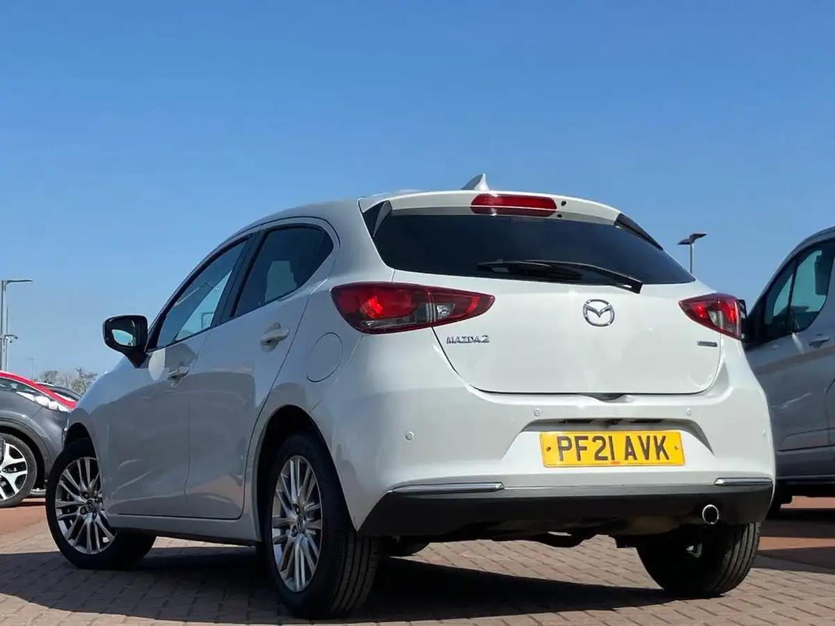 2021-mazda-mazda2-15-skyactiv-g-gt-sport-nav-light-stone-big-39