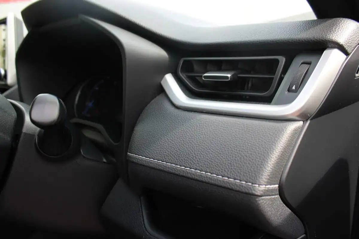 2021-toyota-rav4-25-vvt-i-black-edition-219bhp-big-40