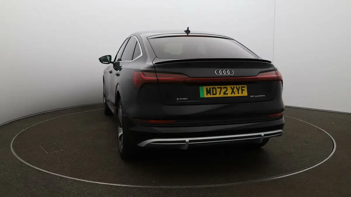 2023-audi-e-tron-55e-s-line-sportback-big-53