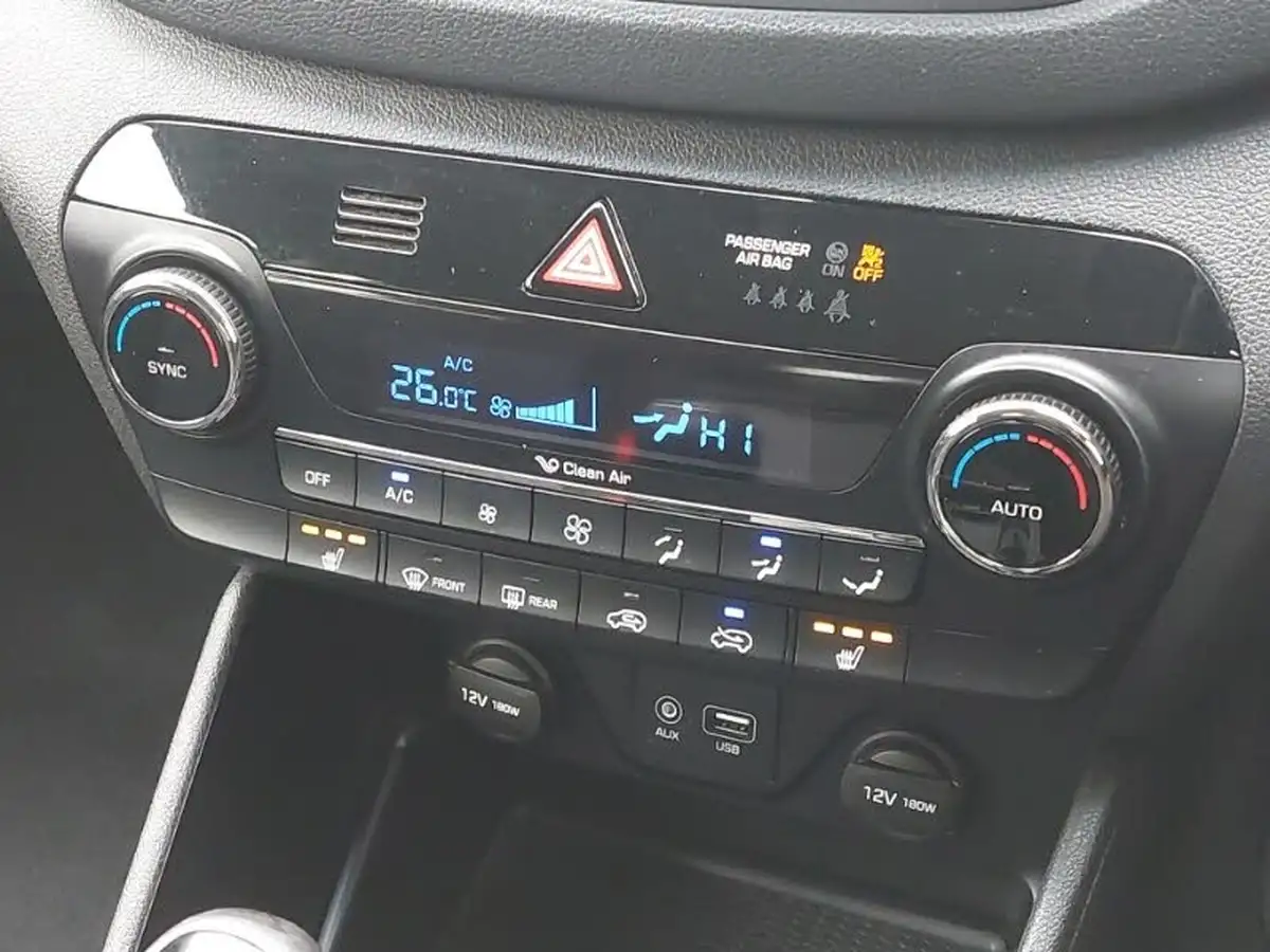 2016-hyundai-tucson-17crdi-blue-drive-se-nav-116ps-big-16